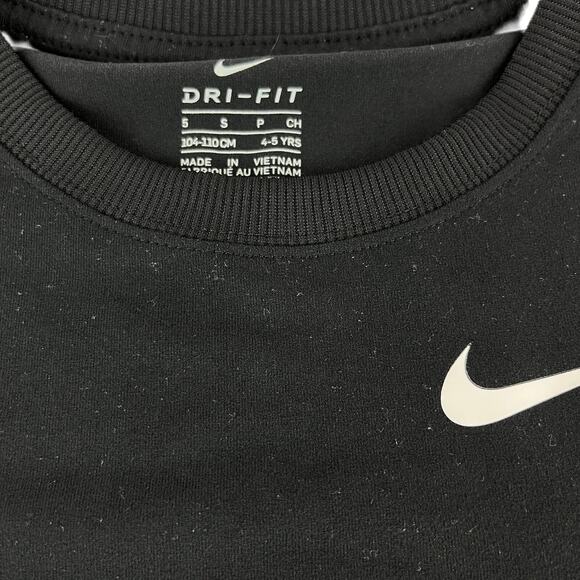 Nike Girls Dri Fit Black Crewneck Sweatshirt 4-5 Yrs - Picture 4 of 5